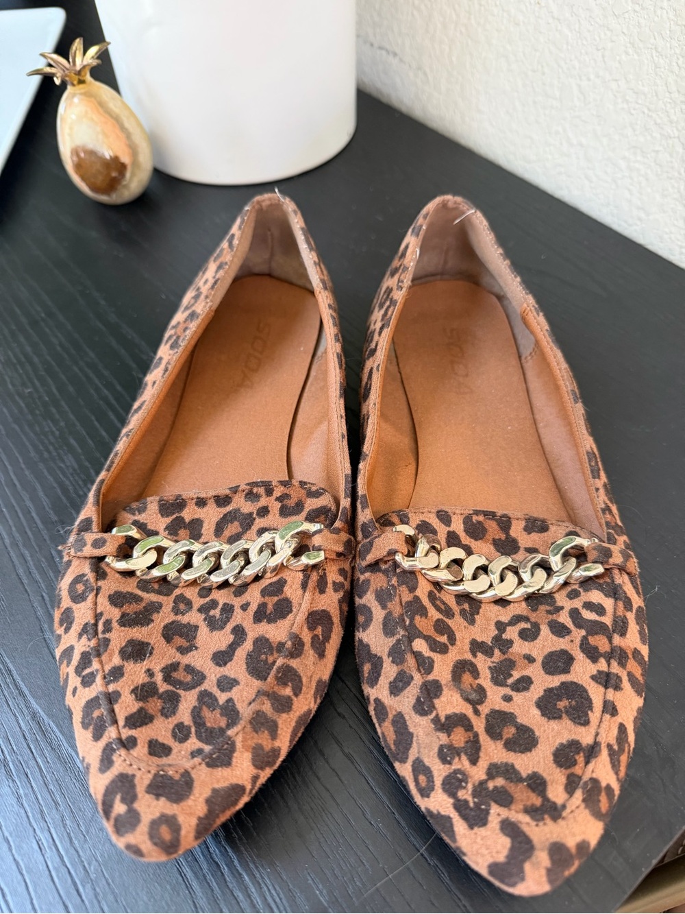 Soda Leopard-Print Loafers with Gold Chain Accent - Brown/Black size 6